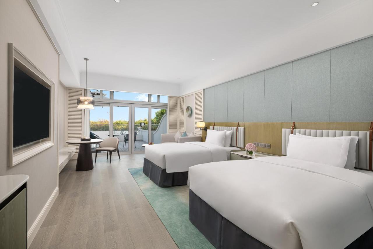 Xiamen International Seaside Hotel -Hotel Corridor Leads To The Stone Exhibition Hall Luaran gambar